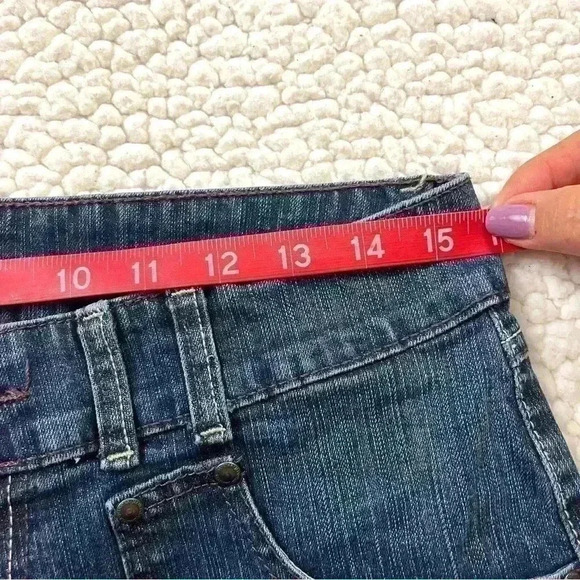 Jeanstar Med Wash Faded Flap Pocket Cuffed Crop Denim Stretch Capri Jean Size 10 - Picture 15 of 15